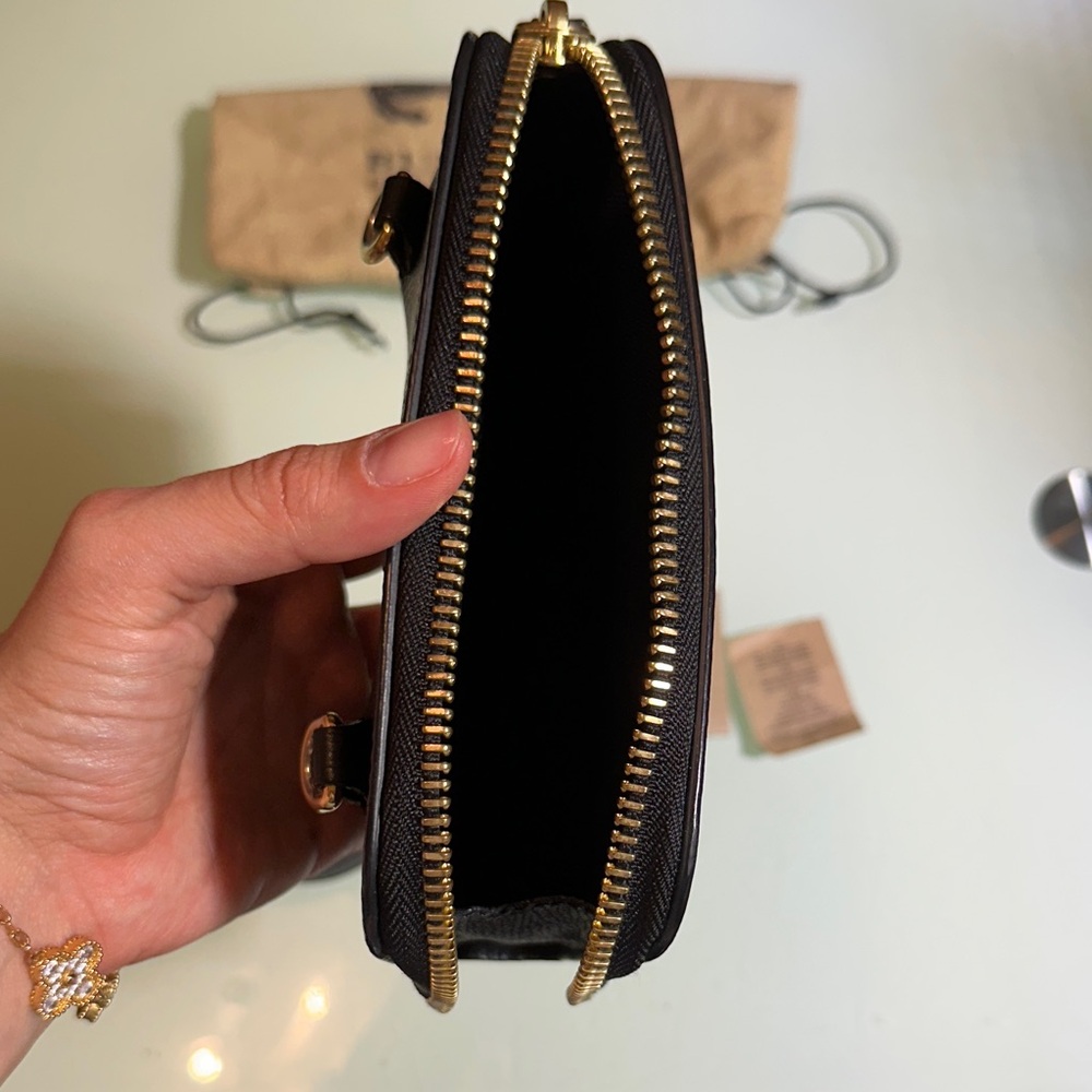Burberry Textured Black Crossbody Clutch - Picture 8 of 9